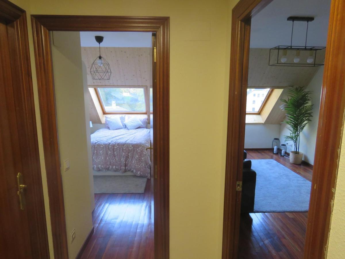 Apartment Atico Duplex Reformado Con Vistas A La Montana Canfranc