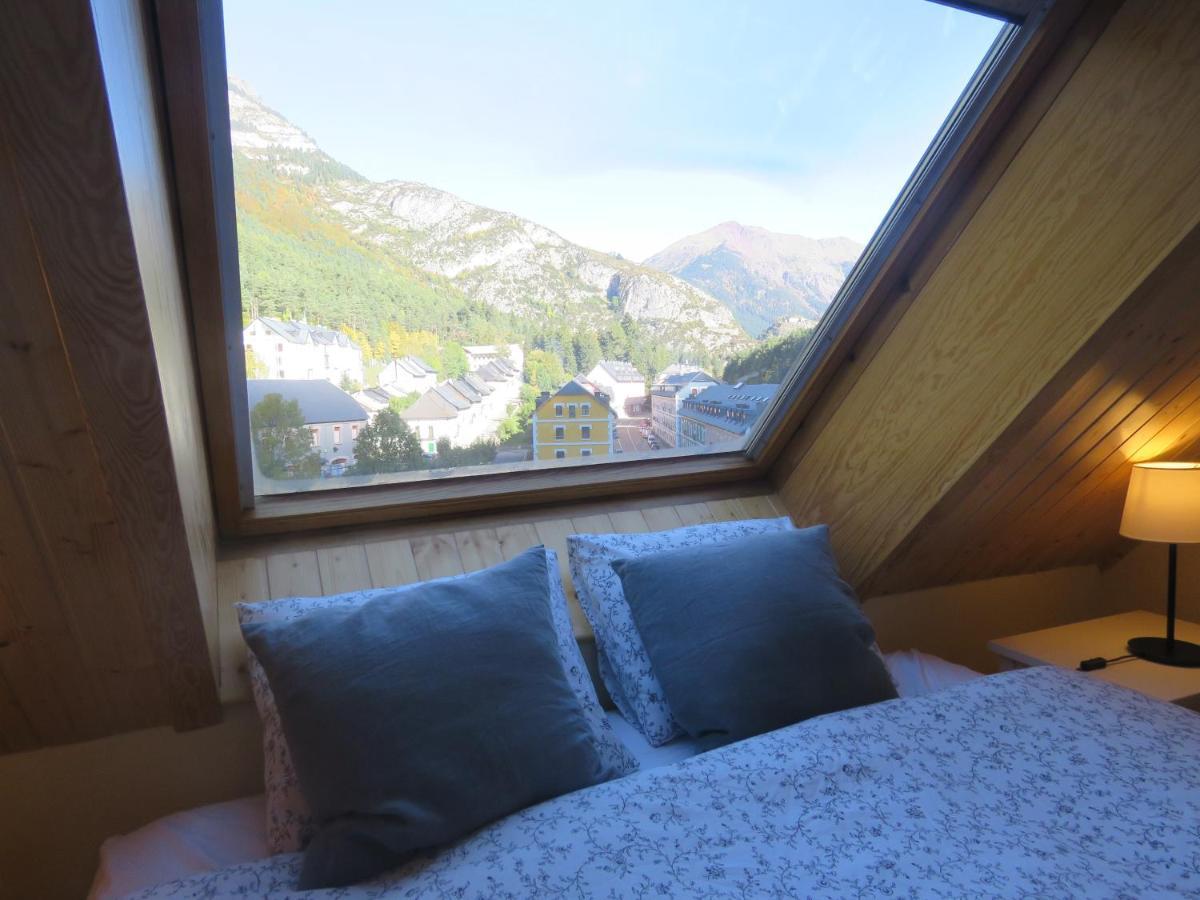 Apartment Atico Duplex Reformado Con Vistas A La Montana